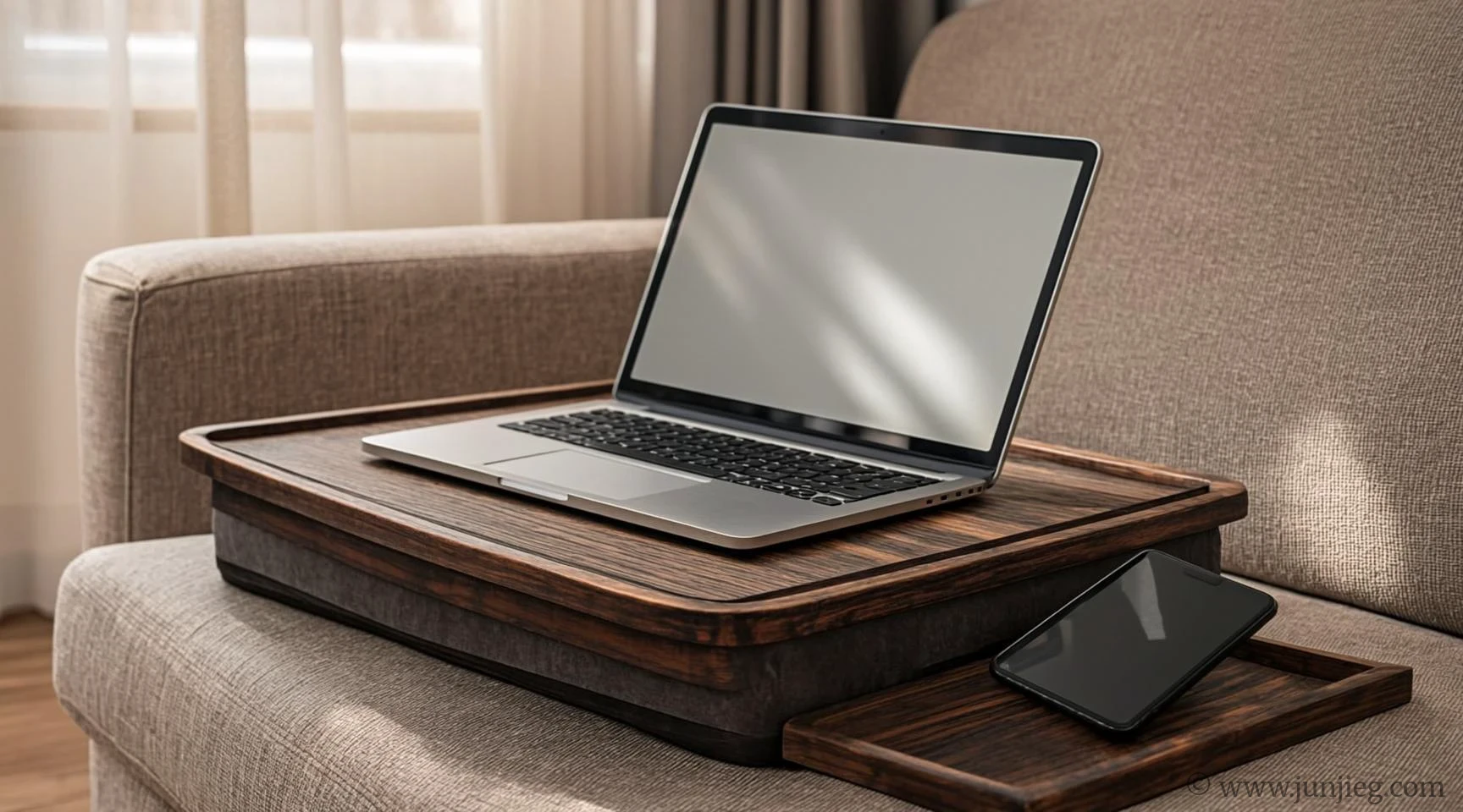 Budget Lap Desk for Laptop Work – 5 That Won't Roast Your Thighs or Slide Off